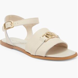 VALENTINO BY
MARIO VALENTINO
Cecilia VLOGO Sandal